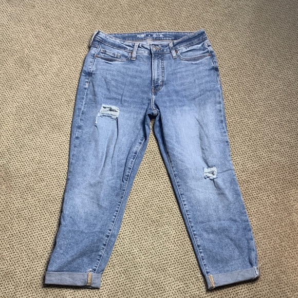Old Navy Light Blue Boyfriend Jeans - Picture 1 of 3